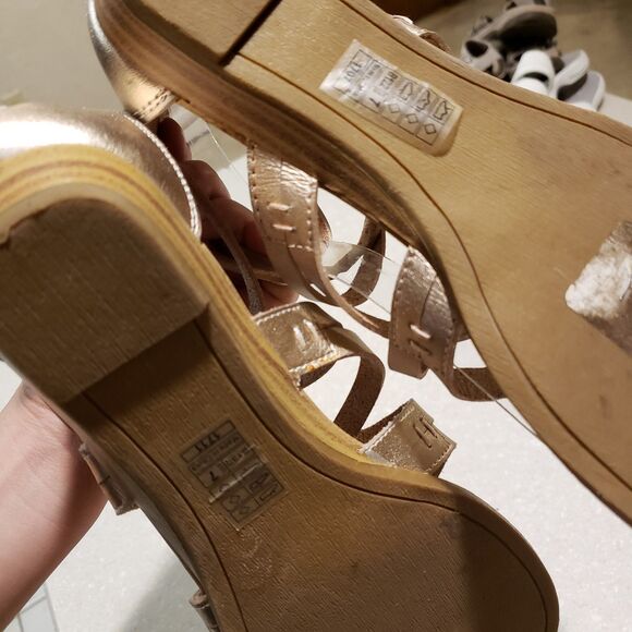 Blowfish Bungalow GP Rose Gold Girl's Gladiator Sandals - Size 7 - Picture 5 of 6